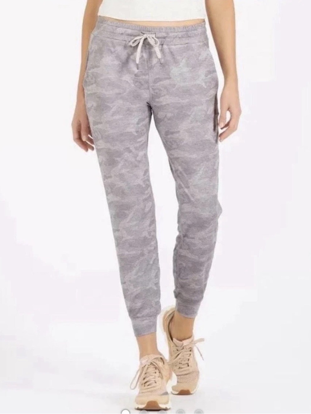 Vuori Performance Joggers Sweatpants Womens S Light Grey Camo Athleisure